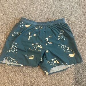 Roark M run amok shorts